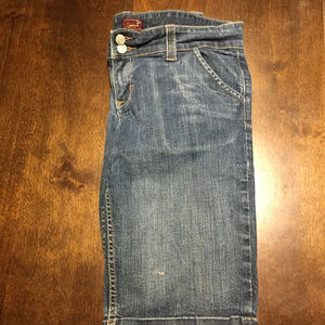 UNDERGROUND SOUL BERMUDA SHORTS